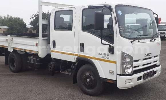 Nunua Ilio tumika Isuzu TF (Pickup) White Gari ndani ya Ezulwini nchini Hhohho Nunua Ilio tumika Isuzu TF (Pickup) White Gari ndani ya Ezulwini nchini Hhohho