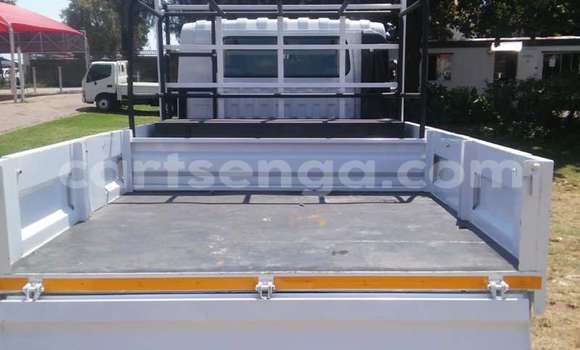 Nunua Ilio tumika Isuzu TF (Pickup) White Gari ndani ya Ezulwini nchini Hhohho Nunua Ilio tumika Isuzu TF (Pickup) White Gari ndani ya Ezulwini nchini Hhohho