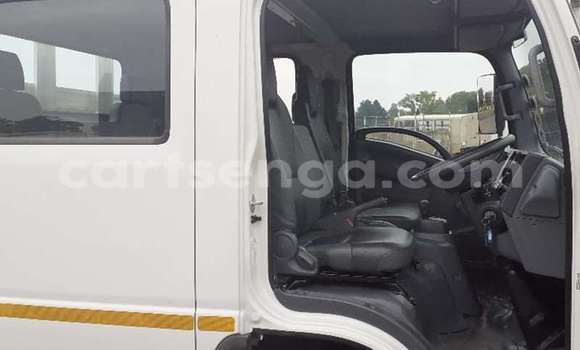 Nunua Ilio tumika Isuzu TF (Pickup) White Gari ndani ya Ezulwini nchini Hhohho Nunua Ilio tumika Isuzu TF (Pickup) White Gari ndani ya Ezulwini nchini Hhohho