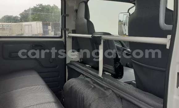 Nunua Ilio tumika Isuzu TF (Pickup) White Gari ndani ya Ezulwini nchini Hhohho Nunua Ilio tumika Isuzu TF (Pickup) White Gari ndani ya Ezulwini nchini Hhohho