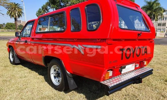 Nunua Ilio tumika Toyota Hilux Red Gari ndani ya Ezulwini nchini Hhohho Nunua Ilio tumika Toyota Hilux Red Gari ndani ya Ezulwini nchini Hhohho