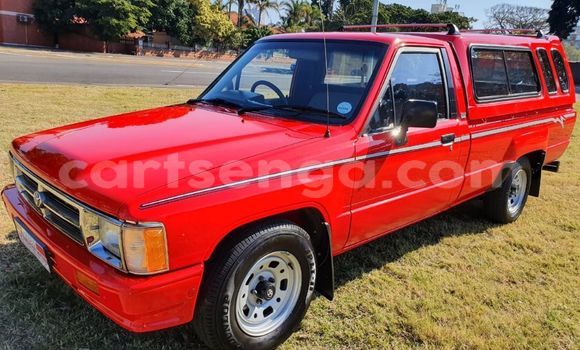 Nunua Ilio tumika Toyota Hilux Red Gari ndani ya Ezulwini nchini Hhohho Nunua Ilio tumika Toyota Hilux Red Gari ndani ya Ezulwini nchini Hhohho