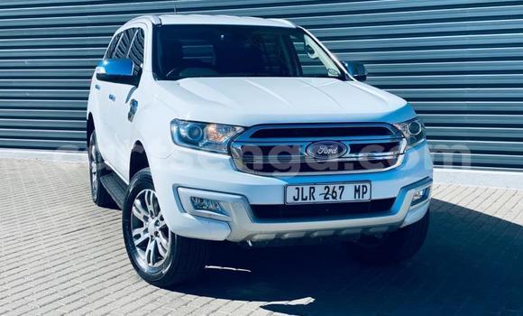 Acheter Occasion Voiture Ford Everest Blanc à Sidvokodvo, Manzini Acheter Occasion Voiture Ford Everest Blanc à Sidvokodvo, Manzini