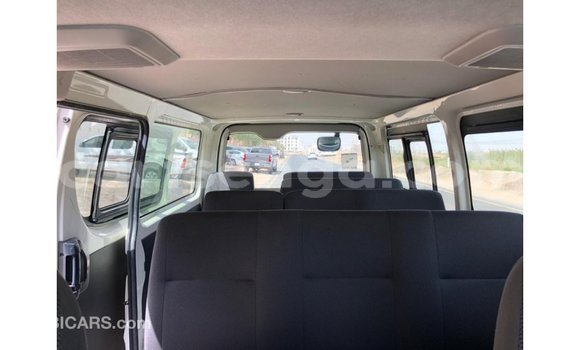 Nunua Imported Toyota Hiace White Gari ndani ya Import - Dubai nchini Hhohho Nunua Imported Toyota Hiace White Gari ndani ya Import - Dubai nchini Hhohho