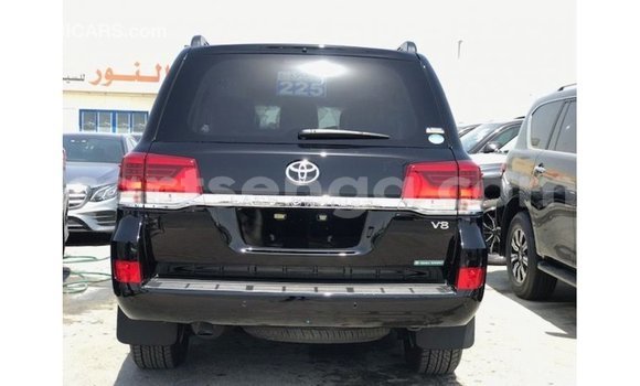 Nunua Imported Toyota Land Cruiser Black Gari ndani ya Import - Dubai nchini Hhohho Nunua Imported Toyota Land Cruiser Black Gari ndani ya Import - Dubai nchini Hhohho