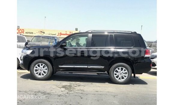 Nunua Imported Toyota Land Cruiser Black Gari ndani ya Import - Dubai nchini Hhohho Nunua Imported Toyota Land Cruiser Black Gari ndani ya Import - Dubai nchini Hhohho