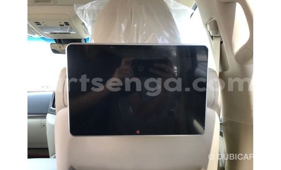 Nunua Imported Toyota Land Cruiser Black Gari ndani ya Import - Dubai nchini Hhohho Nunua Imported Toyota Land Cruiser Black Gari ndani ya Import - Dubai nchini Hhohho