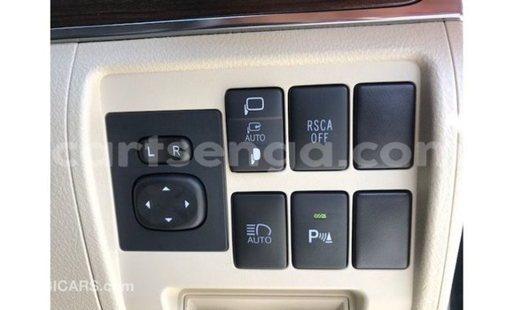 Nunua Imported Toyota Land Cruiser Black Gari ndani ya Import - Dubai nchini Hhohho Nunua Imported Toyota Land Cruiser Black Gari ndani ya Import - Dubai nchini Hhohho