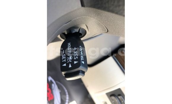 Nunua Imported Toyota Land Cruiser Black Gari ndani ya Import - Dubai nchini Hhohho Nunua Imported Toyota Land Cruiser Black Gari ndani ya Import - Dubai nchini Hhohho