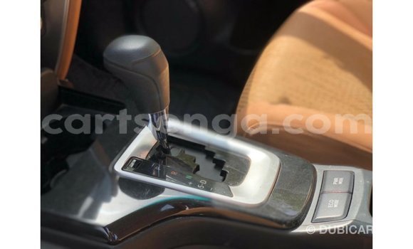 Nunua Imported Toyota Fortuner White Gari ndani ya Import - Dubai nchini Hhohho Nunua Imported Toyota Fortuner White Gari ndani ya Import - Dubai nchini Hhohho