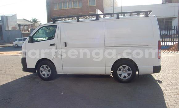 Acheter Occasion Voiture Toyota Hiace Blanc à Ezulwini, Hhohho Acheter Occasion Voiture Toyota Hiace Blanc à Ezulwini, Hhohho