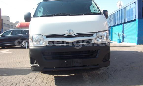Acheter Occasion Voiture Toyota Hiace Blanc à Ezulwini, Hhohho Acheter Occasion Voiture Toyota Hiace Blanc à Ezulwini, Hhohho