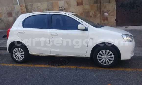 Acheter Occasion Voiture Toyota Yaris Blanc à Ezulwini, Hhohho Acheter Occasion Voiture Toyota Yaris Blanc à Ezulwini, Hhohho