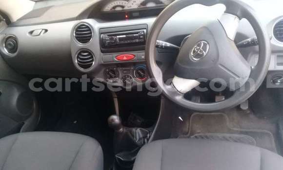 Acheter Occasion Voiture Toyota Yaris Blanc à Ezulwini, Hhohho Acheter Occasion Voiture Toyota Yaris Blanc à Ezulwini, Hhohho