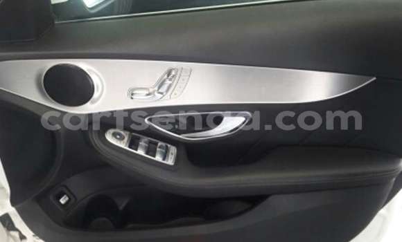 Acheter Occasion Voiture Mercedes‒Benz CLK–Class Blanc à Ezulwini, Hhohho Acheter Occasion Voiture Mercedes‒Benz CLK–Class Blanc à Ezulwini, Hhohho