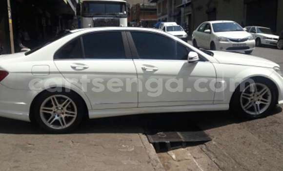 Nunua Ilio tumika Mercedes‒Benz CLA-klasse AMG White Gari ndani ya Ezulwini nchini Hhohho