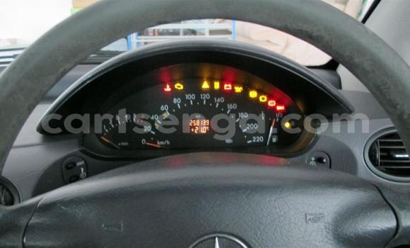 Acheter Occasion Voiture Mercedes‒Benz 200 Blanc à Ezulwini, Hhohho Acheter Occasion Voiture Mercedes‒Benz 200 Blanc à Ezulwini, Hhohho