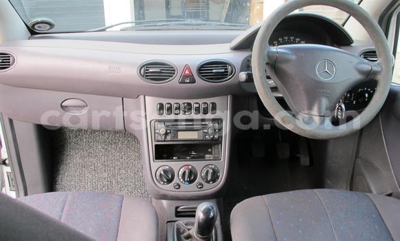 Acheter Occasion Voiture Mercedes‒Benz 200 Blanc à Ezulwini, Hhohho Acheter Occasion Voiture Mercedes‒Benz 200 Blanc à Ezulwini, Hhohho