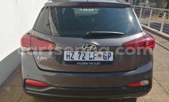 Acheter Occasion Voiture Hyundai i20 Gris à Ezulwini, Hhohho Acheter Occasion Voiture Hyundai i20 Gris à Ezulwini, Hhohho
