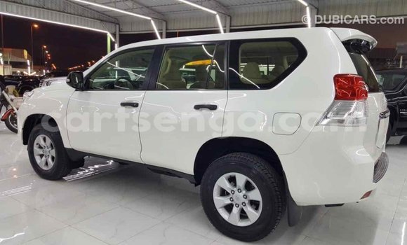 Buy Import Toyota Prado White Car in Import - Dubai in Hhohho Buy Import Toyota Prado White Car in Import - Dubai in Hhohho