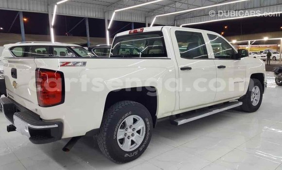 Buy Import Chevrolet Silverado White Car in Import - Dubai in Hhohho Buy Import Chevrolet Silverado White Car in Import - Dubai in Hhohho