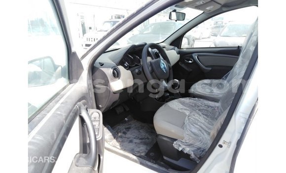 Buy Import Renault Duster White Car in Import - Dubai in Hhohho Buy Import Renault Duster White Car in Import - Dubai in Hhohho