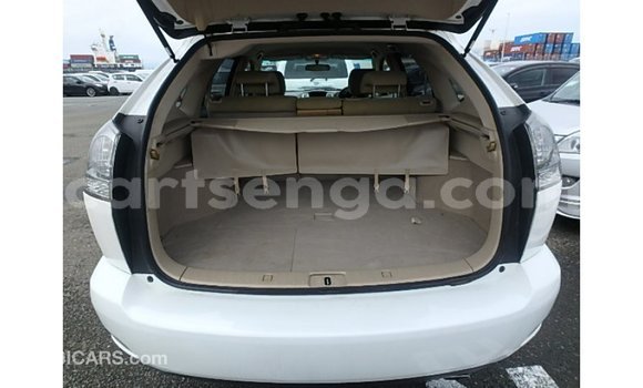 Acheter Import Voiture Toyota Harrier Blanc à Import - Dubai, Hhohho Acheter Import Voiture Toyota Harrier Blanc à Import - Dubai, Hhohho