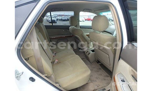 Acheter Import Voiture Toyota Harrier Blanc à Import - Dubai, Hhohho Acheter Import Voiture Toyota Harrier Blanc à Import - Dubai, Hhohho