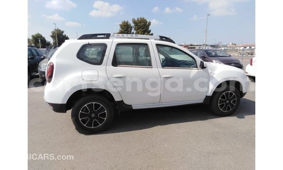 Buy Import Renault Duster White Car in Import - Dubai in Hhohho Buy Import Renault Duster White Car in Import - Dubai in Hhohho