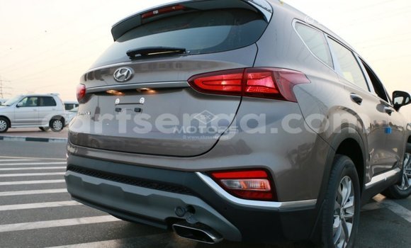 Nunua Imported Hyundai Santa Fe Brown Gari ndani ya Import - Dubai nchini Hhohho Nunua Imported Hyundai Santa Fe Brown Gari ndani ya Import - Dubai nchini Hhohho