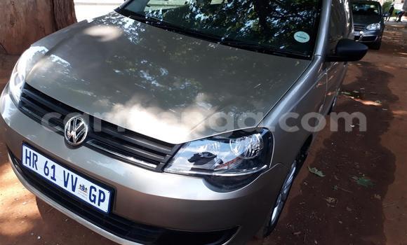 Acheter Occasion Voiture Volkswagen Polo Marron à Ezulwini, Hhohho Acheter Occasion Voiture Volkswagen Polo Marron à Ezulwini, Hhohho
