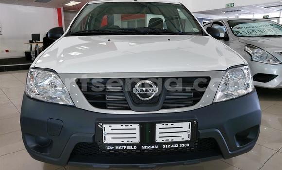 Acheter Occasion Voiture Nissan NP 300 Blanc à Ezulwini, Hhohho Acheter Occasion Voiture Nissan NP 300 Blanc à Ezulwini, Hhohho