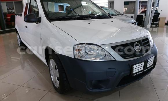 Acheter Occasion Voiture Nissan NP 300 Blanc à Ezulwini, Hhohho Acheter Occasion Voiture Nissan NP 300 Blanc à Ezulwini, Hhohho