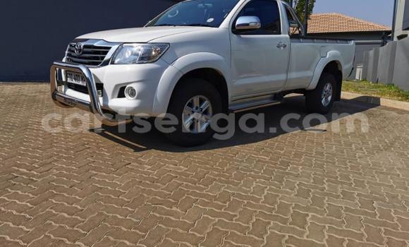 Acheter Occasion Voiture Toyota Hilux Blanc à Big Bend, Lubombo Acheter Occasion Voiture Toyota Hilux Blanc à Big Bend, Lubombo