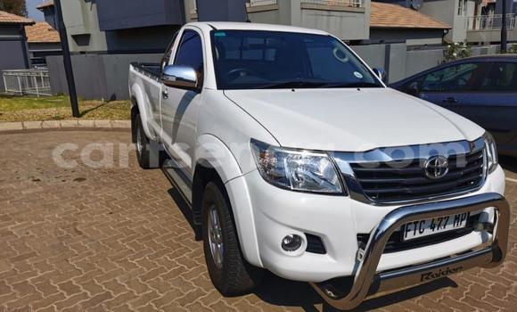 Acheter Occasion Voiture Toyota Hilux Blanc à Big Bend, Lubombo Acheter Occasion Voiture Toyota Hilux Blanc à Big Bend, Lubombo