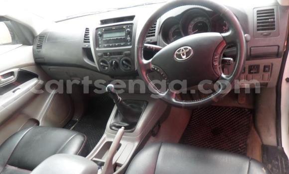 Buy Used Toyota Hilux White Car in Big Bend in Lubombo District Buy Used Toyota Hilux White Car in Big Bend in Lubombo District