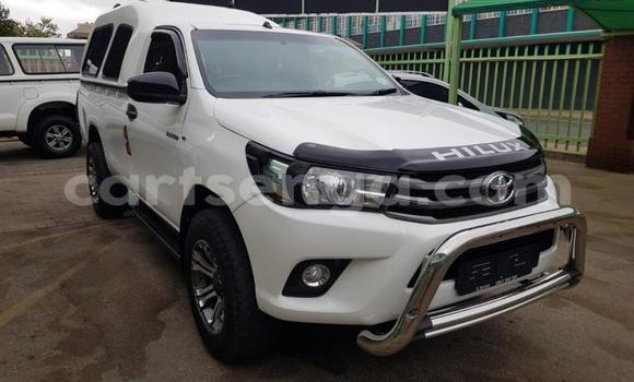 Buy Used Toyota Hilux White Car in Big Bend in Lubombo Buy Used Toyota Hilux White Car in Big Bend in Lubombo