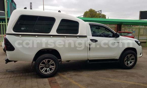 Buy Used Toyota Hilux White Car in Big Bend in Lubombo Buy Used Toyota Hilux White Car in Big Bend in Lubombo