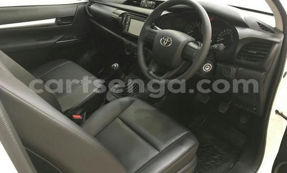 Acheter Occasion Voiture Toyota Hilux Blanc à Big Bend, Lubombo Acheter Occasion Voiture Toyota Hilux Blanc à Big Bend, Lubombo