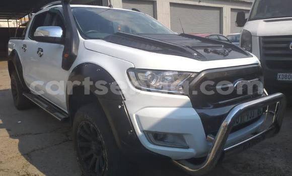 Acheter Occasion Voiture Ford Ranger Blanc à Ezulwini, Hhohho Acheter Occasion Voiture Ford Ranger Blanc à Ezulwini, Hhohho