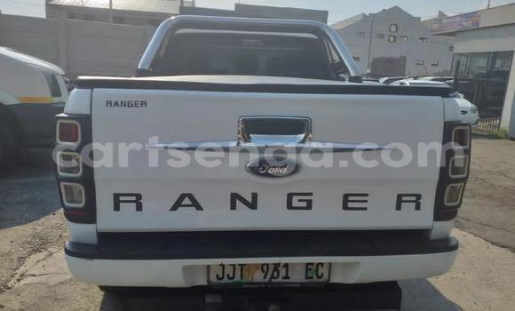 Acheter Occasion Voiture Ford Ranger Blanc à Ezulwini, Hhohho Acheter Occasion Voiture Ford Ranger Blanc à Ezulwini, Hhohho