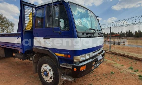 Nunua Ilio tumika Nissan UD Blue Lori ndani ya Bhunya nchini Manzini Nunua Ilio tumika Nissan UD Blue Lori ndani ya Bhunya nchini Manzini