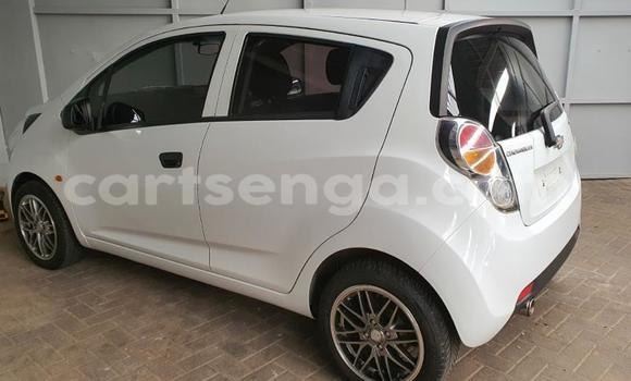 Buy Used Chevrolet Spark White Car in Import - Dubai in Hhohho Buy Used Chevrolet Spark White Car in Import - Dubai in Hhohho