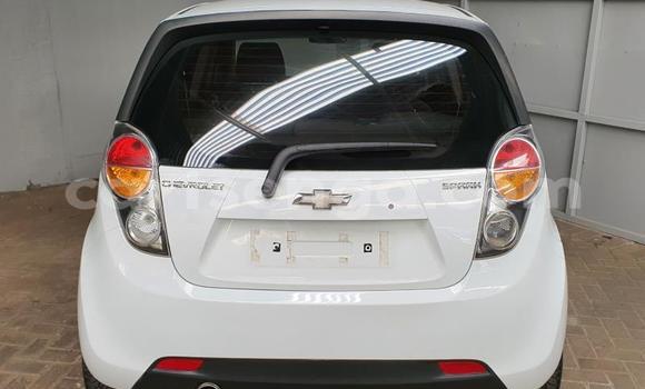 Buy Used Chevrolet Spark White Car in Import - Dubai in Hhohho Buy Used Chevrolet Spark White Car in Import - Dubai in Hhohho