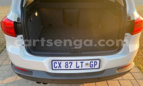 Acheter Occasion Voiture Volkswagen Tiguan Blanc à Ezulwini, Hhohho Acheter Occasion Voiture Volkswagen Tiguan Blanc à Ezulwini, Hhohho