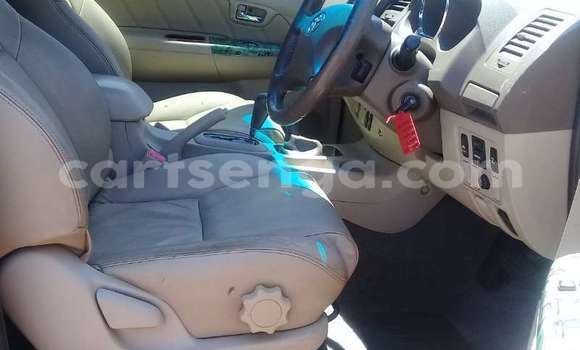 Nunua Ilio tumika Toyota Fortuner Silver Gari ndani ya Ezulwini nchini Hhohho Nunua Ilio tumika Toyota Fortuner Silver Gari ndani ya Ezulwini nchini Hhohho