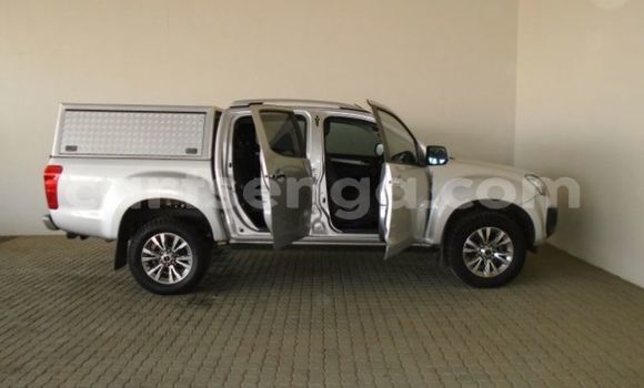 Nunua Ilio tumika Isuzu KB Blue Gari ndani ya Bulembu nchini Hhohho Nunua Ilio tumika Isuzu KB Blue Gari ndani ya Bulembu nchini Hhohho