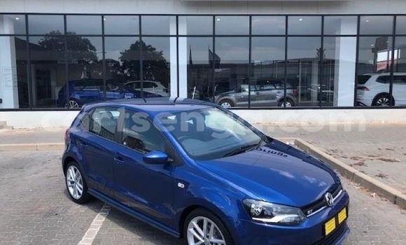 Nunua Ilio tumika Volkswagen Polo Blue Gari ndani ya Big Bend nchini Wilaya ya Lubombo