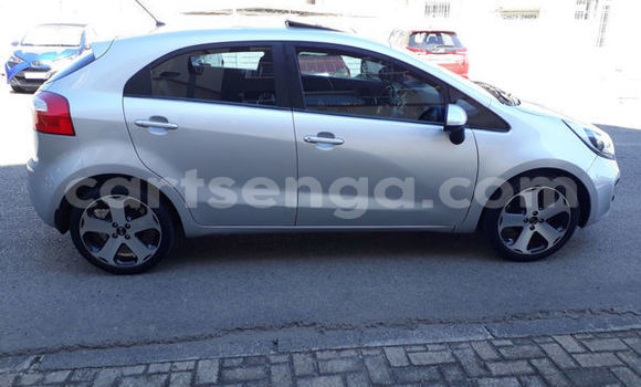 Nunua Ilio tumika Kia Rio Silver Gari ndani ya Hlatikulu nchini Wilaya ya Shiselweni Nunua Ilio tumika Kia Rio Silver Gari ndani ya Hlatikulu nchini Wilaya ya Shiselweni