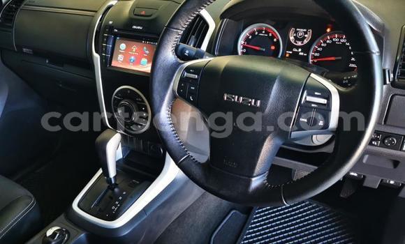 Buy Used Isuzu KB Beige Car in Import - Dubai in Hhohho Buy Used Isuzu KB Beige Car in Import - Dubai in Hhohho